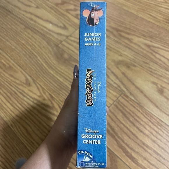 NEW Emperor’s New Groove PC Game - Picture 3 of 4